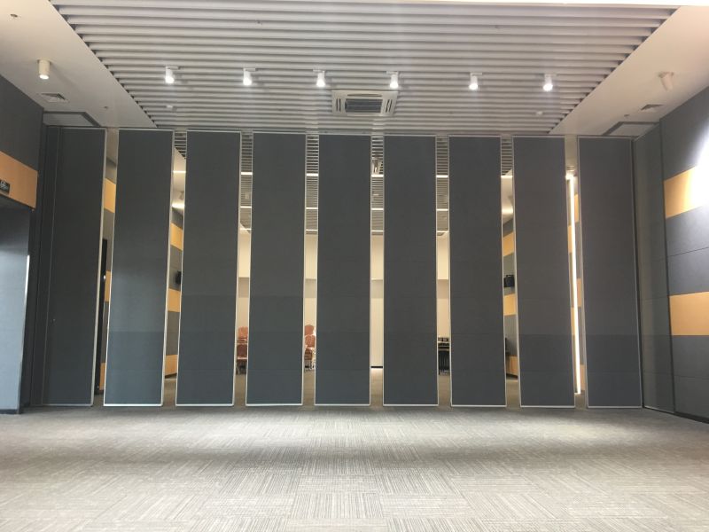 順德光電產業(yè)創(chuàng)意中心會議廳活動隔斷安裝項目